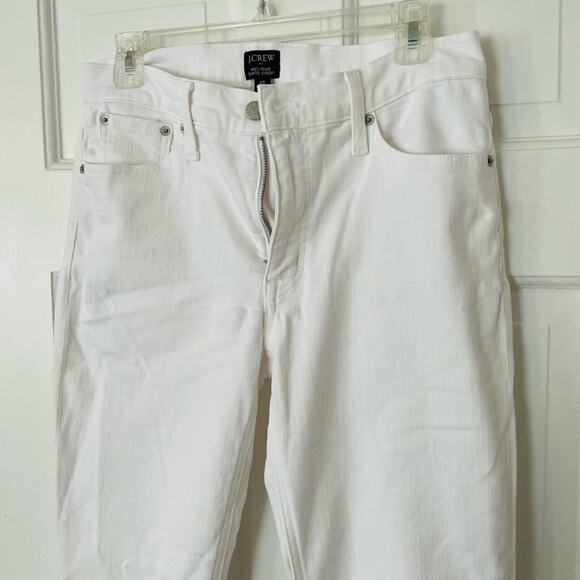 J Crew midrise Flare crop white jean in signature stretch - Picture 5 of 8